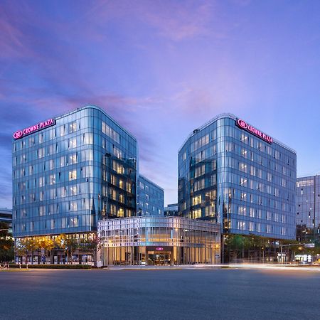 Crowne Plaza Shanghai Hongqiao By Ihg Hotel Exterior photo