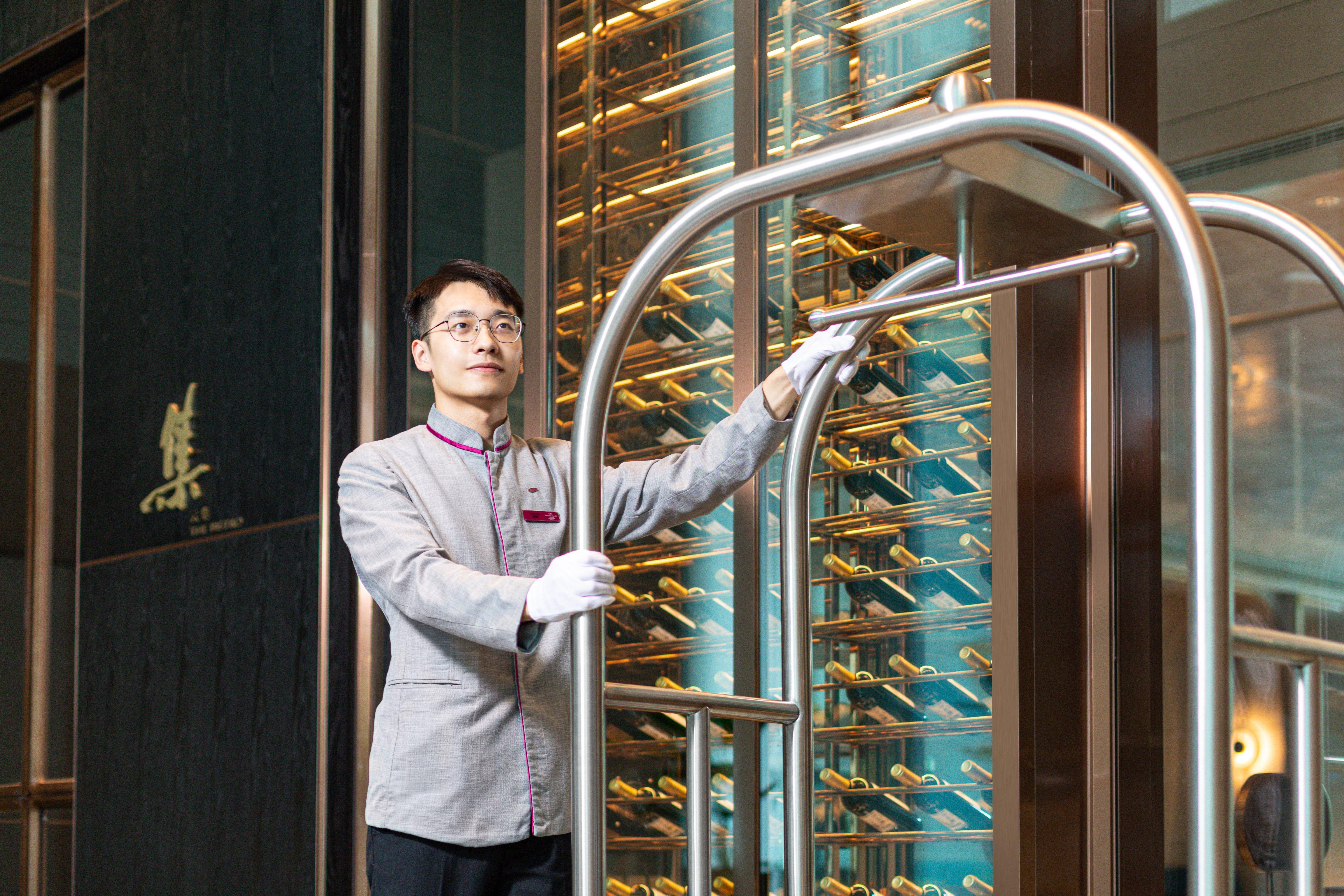 Crowne Plaza Shanghai Hongqiao By Ihg Hotel Exterior photo